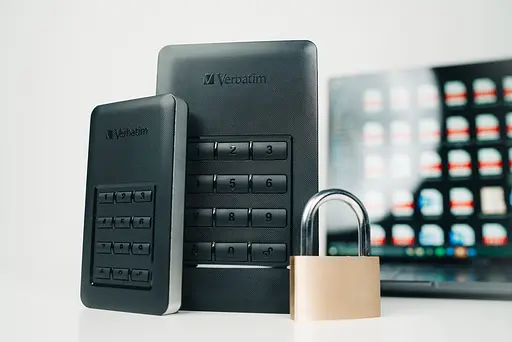 Внешний жесткий диск Verbatim Store'n'Go G1 2 ТБ черный (53403) - фото 6