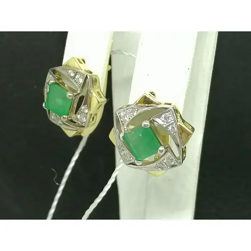 Золотые серьги Агни Ирида с бриллиантами и изумрудом. Артикул 22287 - фото 2