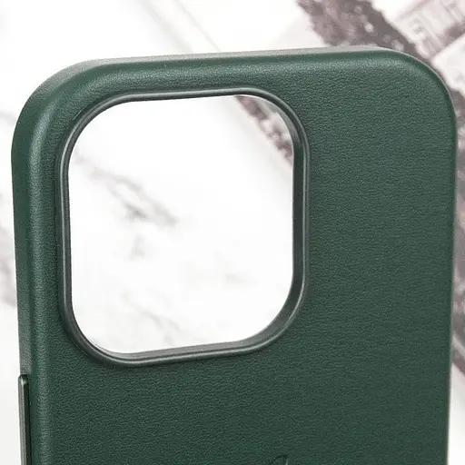 Шкіряний чохол Leather Case (AAA) with MagSafe and Animation для Apple iPhone 15 Pro Max (6.7) Green - фото 4