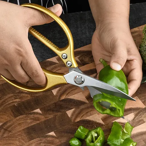 Кухонные многофункциональные ножницы из нержавеющей стали (рыбочистка, орехокол, открывачка, разделка мяса), Kitchen Master Золотистый 87949 - фото 3