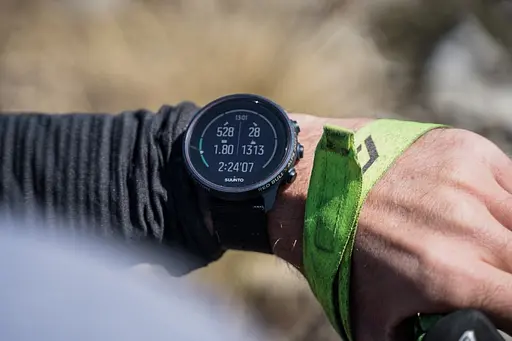 Умные часы Suunto 9 G1 белые (SS050143000) - фото 8