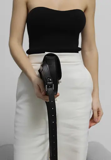 Жіноча шкіряна сумка поясна-кроссбоді Bridget чорна - фото 9