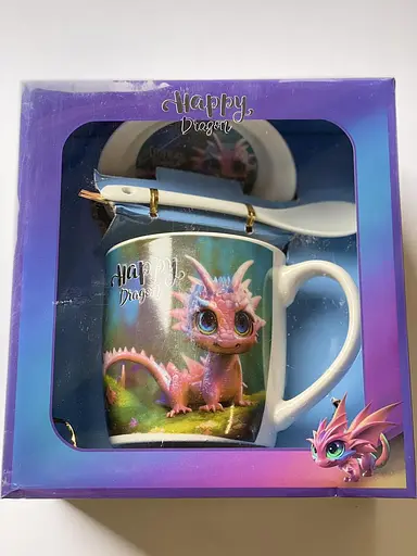 Новогодняя чашка Дракон 350 мл с тарелкой и ложкой в коробке kru-nr-dragon-8 Gee! - фото 1