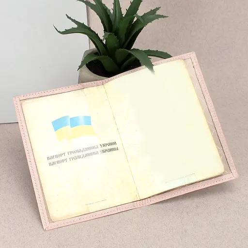 Обложка на паспорт кожаная 07115 розовые цветы - фото 2