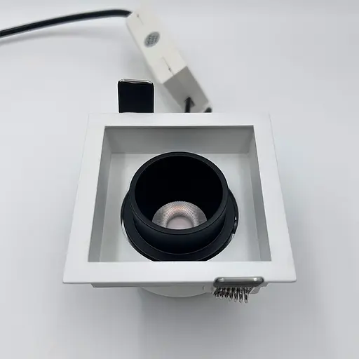 Встраиваемый светильник Skarlat RSL74092-1 1x10W WH+BK 3000K - фото 2