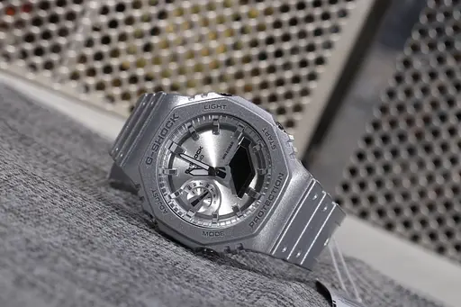 Часы Casio G-Shock GA-2100FF-8AJF - фото 5