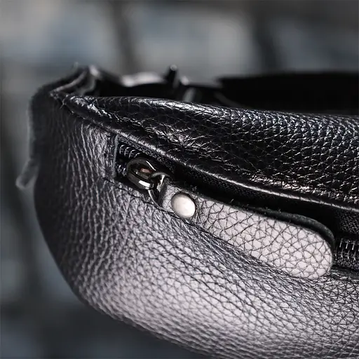 Зручна сумка бананка для чоловіків із зернистої натуральної шкіри SHVIGEL 29х11х4,5 см sum0027426 - фото 20