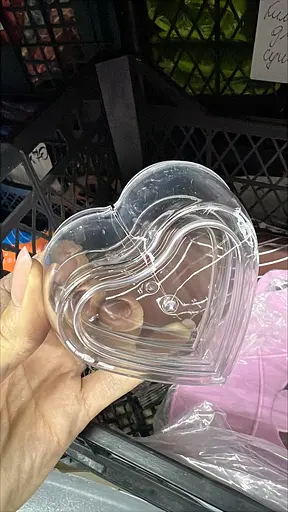 Пластиковая прозрачная коробка контейнер для десертов с крышкой в форме сердца 9х8.5х2.5 см для многоразового использования УЦЕНКА Прозрачный u88309 - фото 9