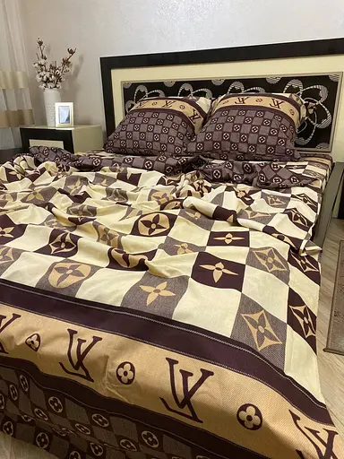 Постільна білизна бавовняна Луівітон  Півтораспальна 150 x 220 Бязь Коричнева 50 х 70