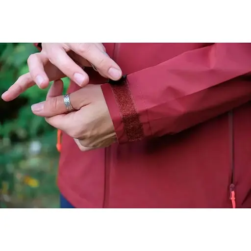 Куртка Salewa Puez Aqua 4 2.5L PTX Jacket W S Бордовый (1054-013.012.0537) - фото 6
