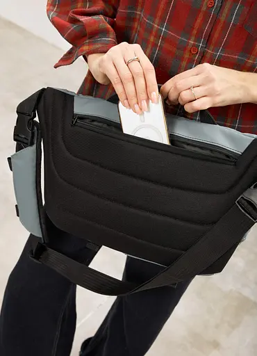 Женская сумка-бананка под ноутбук Sambag Urban Pro голубая 46×26 см (51411210) - фото 8