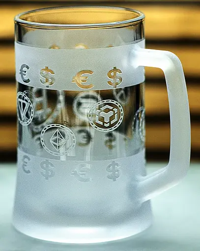 Пивний кухоль Crypto King з гравіюванням БІТКОІН ETH DOGE SOL BNB TON Подарунок трейдеру Келих для криптоаналітика - фото 7