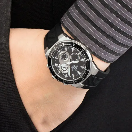 Годинники наручні чоловічі стрілочні стильні оригінальні Японія Casio Edifice EF-552-1AVEF - фото 4