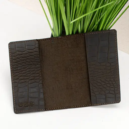 Обложка на паспорт, загранпаспорт кожаная Handycover 0054 коричневая рептилия - фото 4