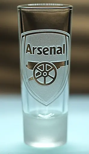 Стеклянная рюмка 60мл ФК Арсенал Arsenal с гравировкой подарок для фаната футбольный стопка - фото 1