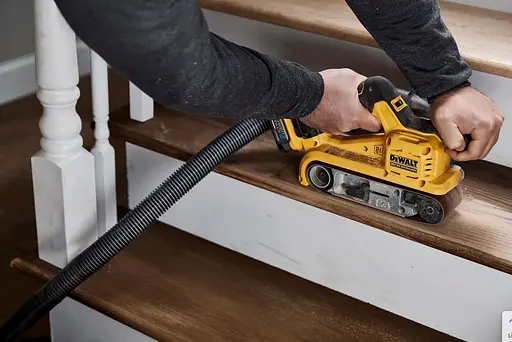 Ленточная аккумуляторная шлифмашина DeWalt без АКБ и ЗУ DCW220N - фото 11