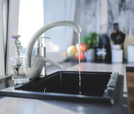 Смеситель для кухни Wezer YUB4-181-WHITE белый - фото 2