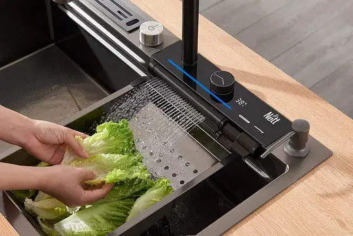 Cмеситель для кухни с водопадом и выдвижной лейкой нержавеющий черный Nett OB-38 - фото 4