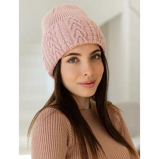 Женская вязаная шапка джулия 20% шерсть с отворотом Светло Розовый - фото 1