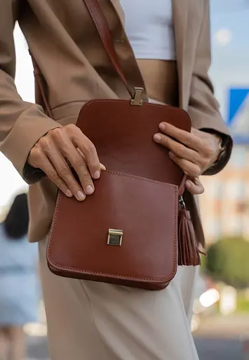 Шкіряна жіноча бохо-сумка Лілу світло-коричнева - фото 10