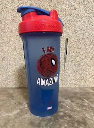 Шейкер спортивний (пляшка) BlenderBottle Classic Loop PRO 28oz/820ml Marvel Spider Man (600558) (Loop_PRO_28oz_Spider Man) - фото 2