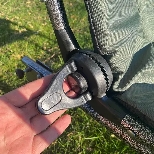 Крісло рибальське M-Elektrostatyk F8Rpro з регульованою спинкою на 180° - фото 2