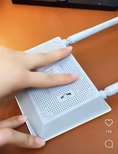 Набір із 2 двосторонніх самоклейких тримачів кріплень на липучці без свердління стін 5.5x5.5 см, Danmenqing 86927 - фото 9