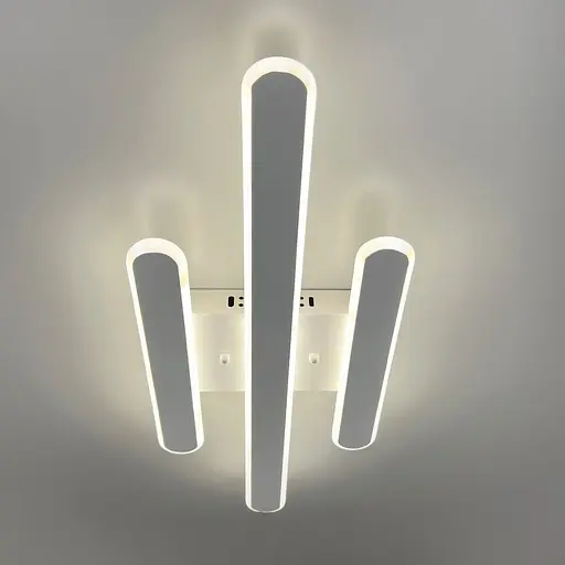 Стельова LED люстра в білому корпусі 62х25х6 см | Line F | Арт. 6203-3 WT - фото 3