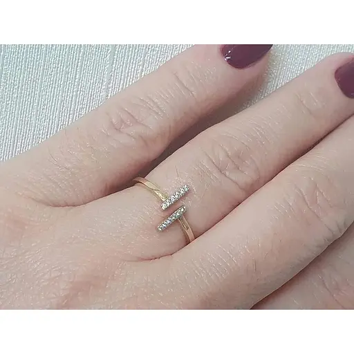 Золоте незамкнене кільце Харківська ювелірна фабрика з фіанітами. 700148-Рр.євро 17 - фото 2