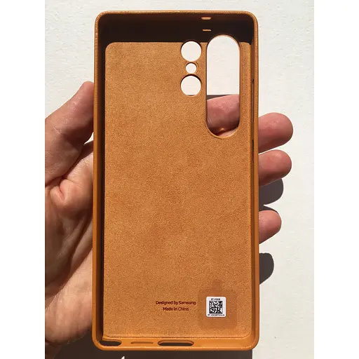 Протиударний шкіряний чохол Samsung Kindsuit Case для Galaxy S25 Ultra Gold EF-VS938PFEGWW - фото 4