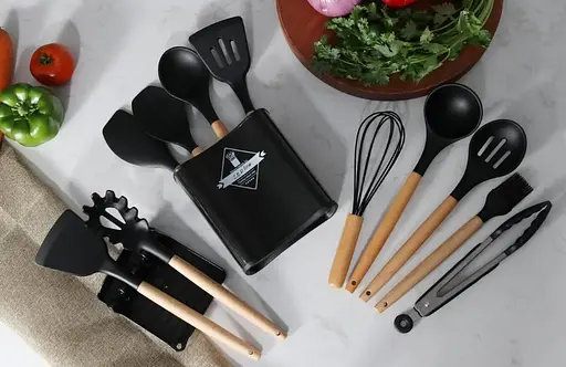 Набір кухонного приладдя ZP-053 на стійці 12 предметів чорний - фото 4