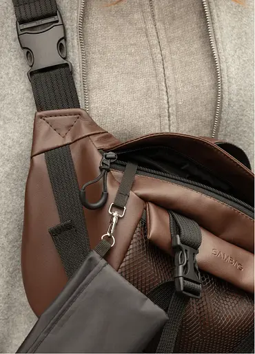 Большая женская поясная сумка бананка Sambag DynamicDart коричневая 38×21×7 см (80411020) - фото 6