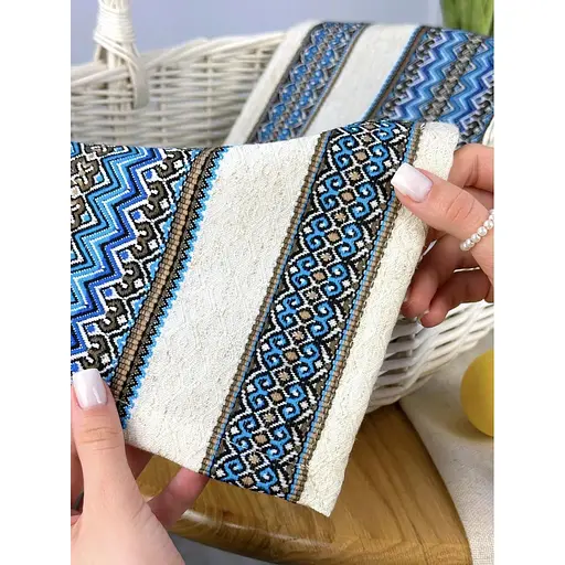 Комплект Пасхальная корзина Буковина (большая) с льняным полотенцем 70х30 см Рандеву синий и свечой - фото 7