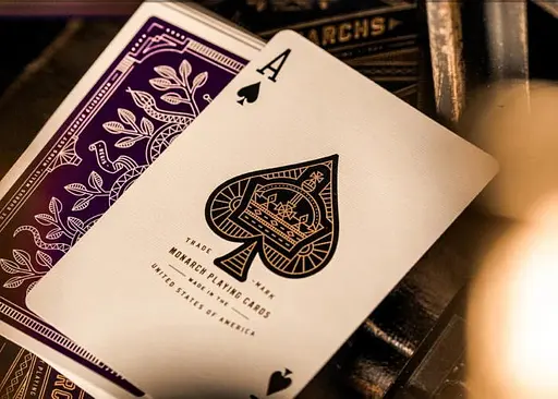 Карти гральні United States Playing Card Company Theory11 Monarchs (purple) (T11MP-1) - фото 3