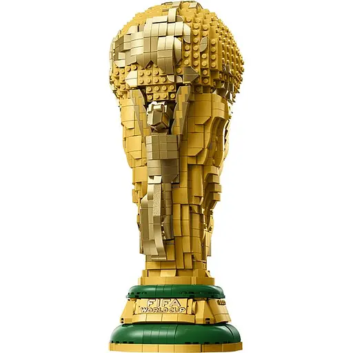 Конструктор LEGO Editions Football Офіційний трофей чемпіонату світу з футболу FIFA 2842 деталі (43020) - фото 2