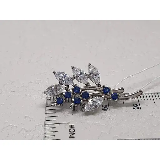 Срібна брошка Ірій з фіанітами. 9522 СИН - фото 3