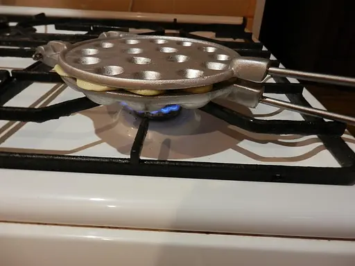 Набор из 2 форм для выпечки форма для 16 орешков с начинкой и для вафельных коржей, ХЕАЗ 86495 - фото 10