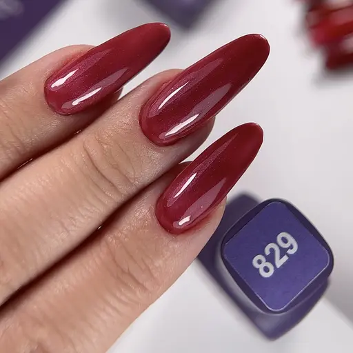 Гель-лак з шимером Reglance Platinum 829 “Blood & Silk”, 12 мл - фото 2