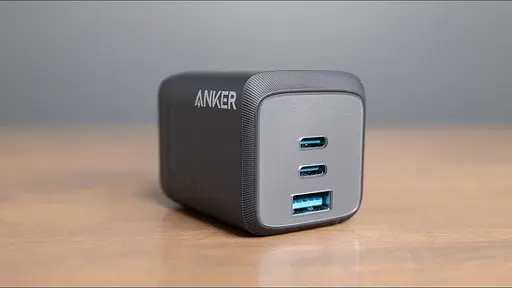 Зарядний пристрій Anker 735 CHARGER GaNPrime 67 W 3 виходи 2C+A (A2669) - фото 3