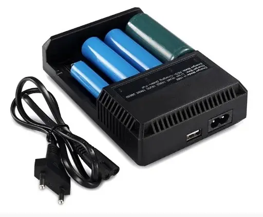 Універсальний зарядний пристрій i4-1688 для акумуляторів 26650 18650 14500 16340