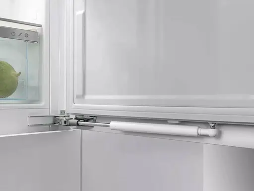 Холодильник Liebherr встраиваемый с нижней морозильной камерой 177x55,9x54,6, холод.отд.-182 л, мороз.отд.-67 л, 2-дверный, A++, NF, льдогенератор, дисплей внутр., белый - фото 4