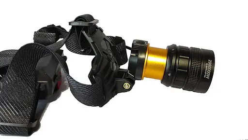 Яскравий налобний ліхтар BL-8076-2-GT100 zoom + microUSB + 2х18650 (4 режими) - фото 9