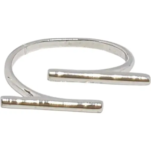 Серебряное кольцо Qvaliz. 901-01189 17,5