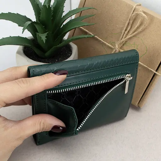Гаманець жіночий шкіряний маленький Sabrina зелений пітон - фото 6
