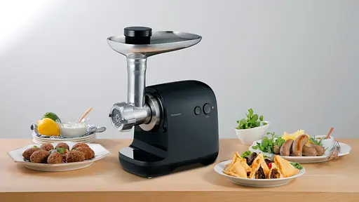 Panasonic Мясорубка, 1700Вт, 3кг/мин, 3 решётки, насадка для колбас, пластик, черный - фото 9