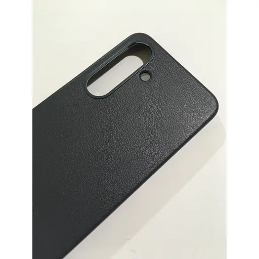 Оригинальный противоударный кожаный чехол Kindsuit Case для Samsung Galaxy S25 (6.2") Black EF-VS931PBEGWW - фото 10