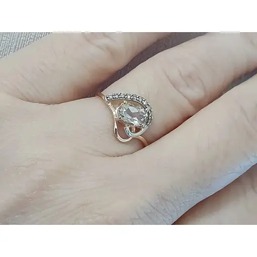 Золотое кольцо Ирида с бриллиантами и кварцем. 11592 17 - фото 7