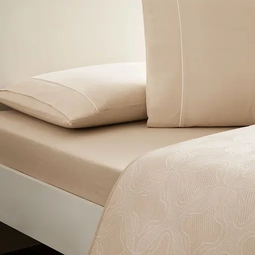 Постельное белье с жаккардовым покрывалом-пике Soleya Beige / простыня на резинке Tac pbe0051418 - фото 3