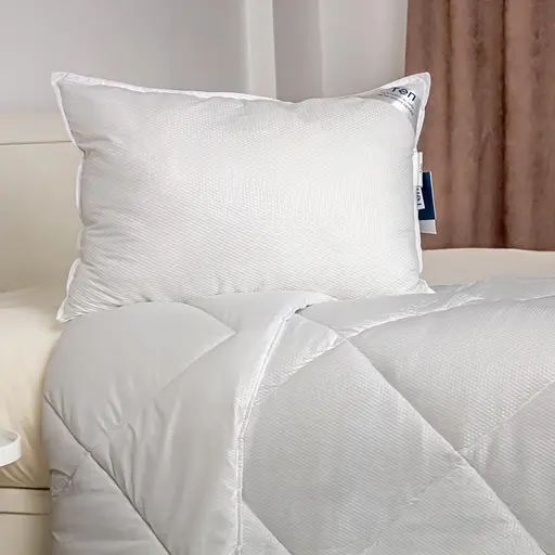 Одеяло ТЕП Huggy 250 г/м 150x210 см белый (1-04616_00000) - фото 1