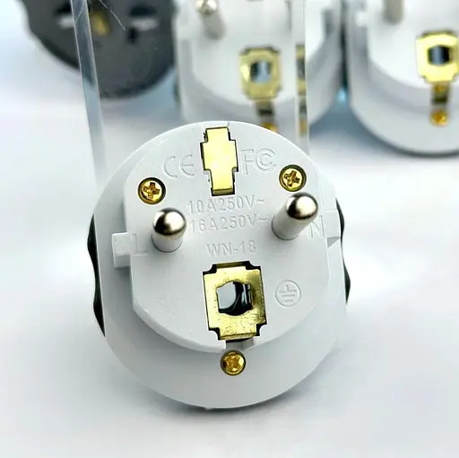 Переходник адаптер GRAND 220 WN-18 из вилки AU US UK CN в европейскую EU розетку - фото 7